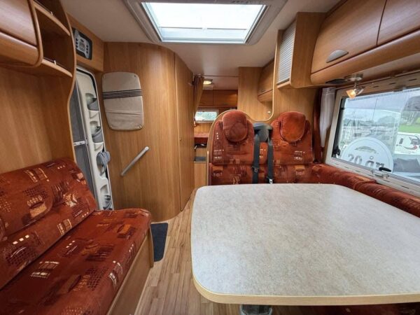 IMG_1809 Camping Car Challenger