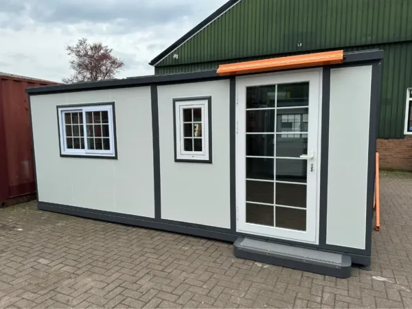 2024 Unité d’habitation mobile / conteneur