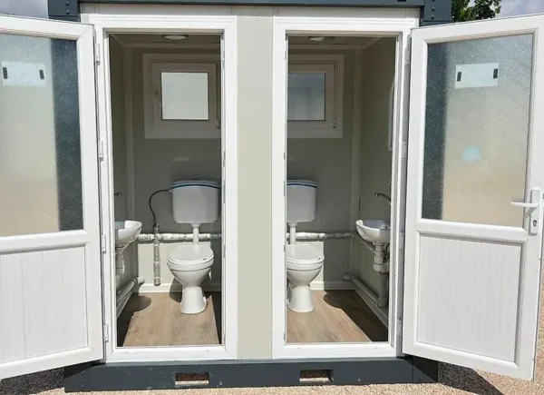 IMG_2013 Conteneur sanitaire, Conteneur WC, WC double 120×220