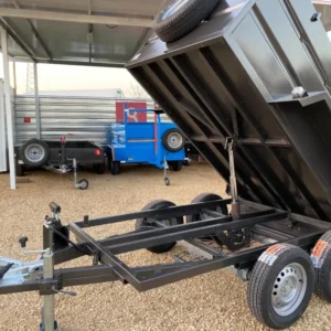 Remorque basculante hydraulique