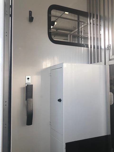 IMG_2199 TRANS BOX NEW SVELTO 3