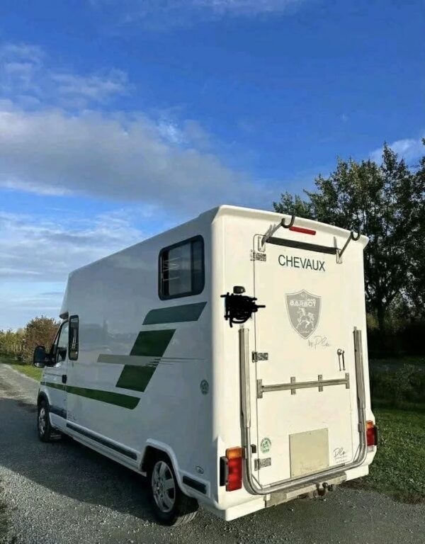 Renault Master 2 places BARBOT 5 places cabine