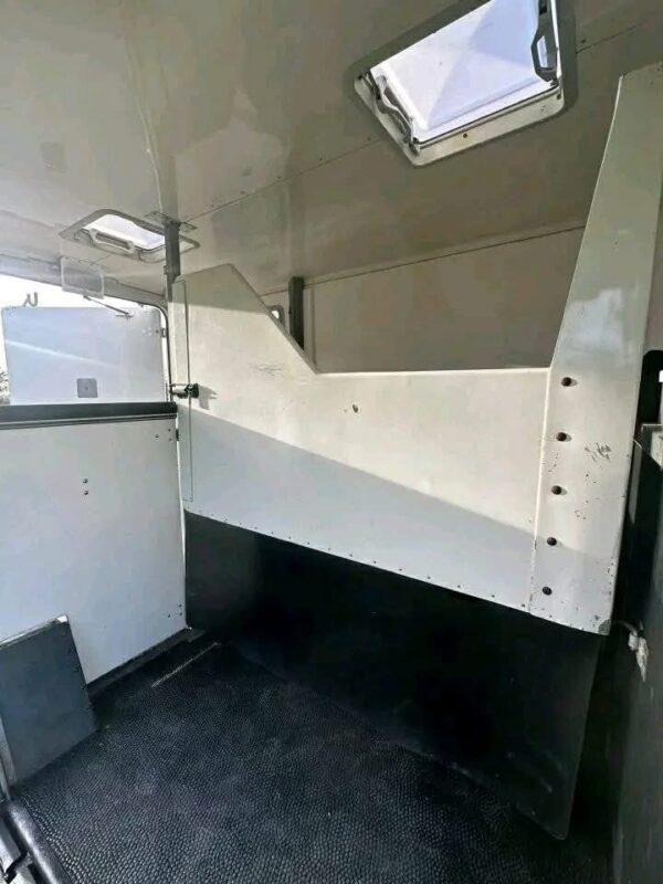 Renault Master 2 places BARBOT 5 places cabine