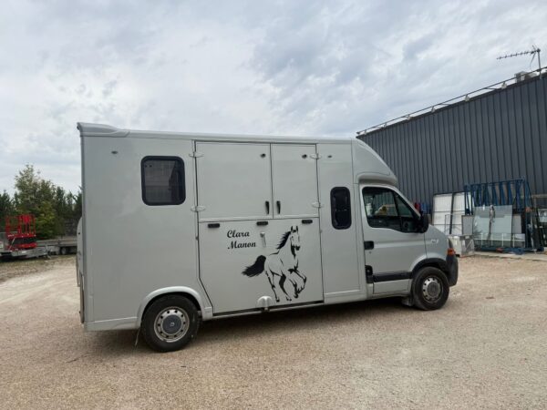 Renault master 5 places assises, 2 places chevaux