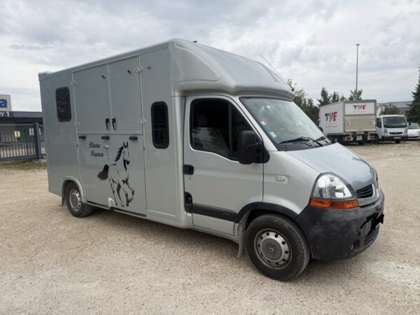 Renault master 5 places assises, 2 places chevaux