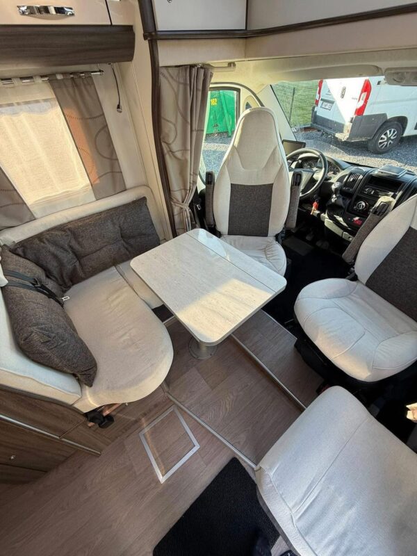 IMG_2333 Camping Car Florium