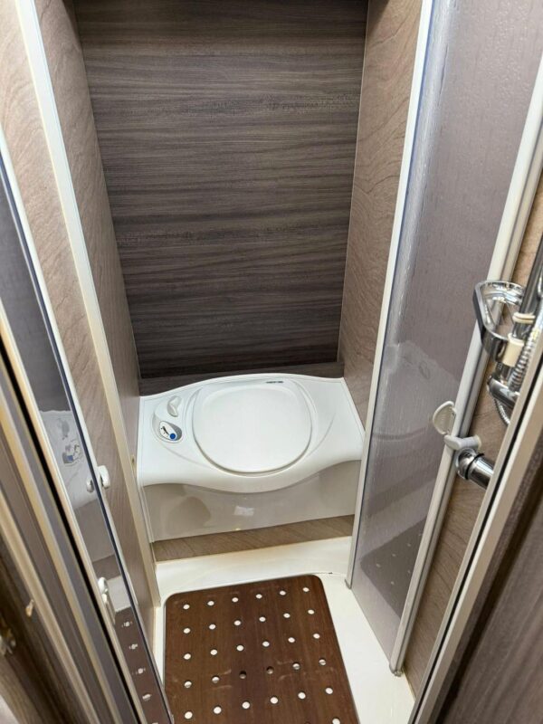 IMG_2338 Camping Car Florium