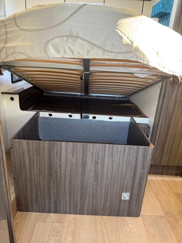 IMG_2340 Camping Car Florium